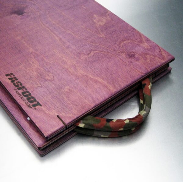 Purple FASFOOT floor with camo handles